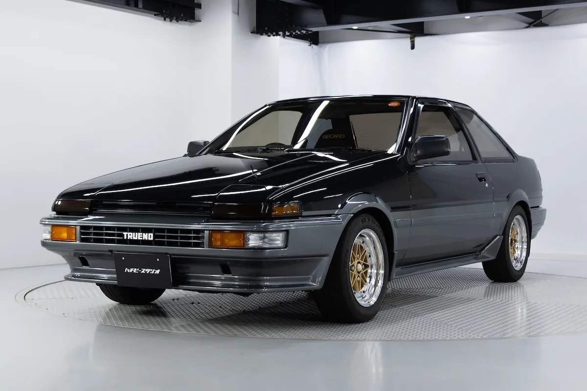 希少黒銀のAE86 スプリンタートレノ 2ドアが買取入庫！20年所有された 